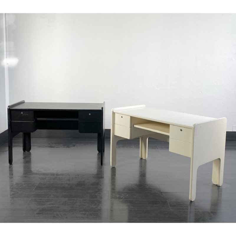 Due scrivanie - Two Desks - Vip’s Residence Milano